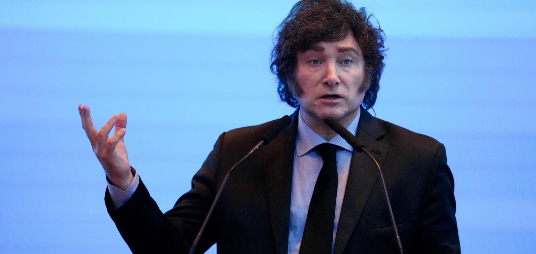 Nueva encuesta: dos tercios de la ciudadanía evalúan como negativa la gestión del Gobierno