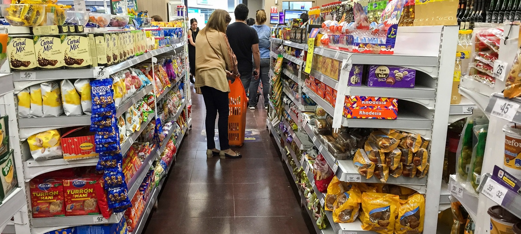 Las ventas en supermercados volvieron a caer en julio