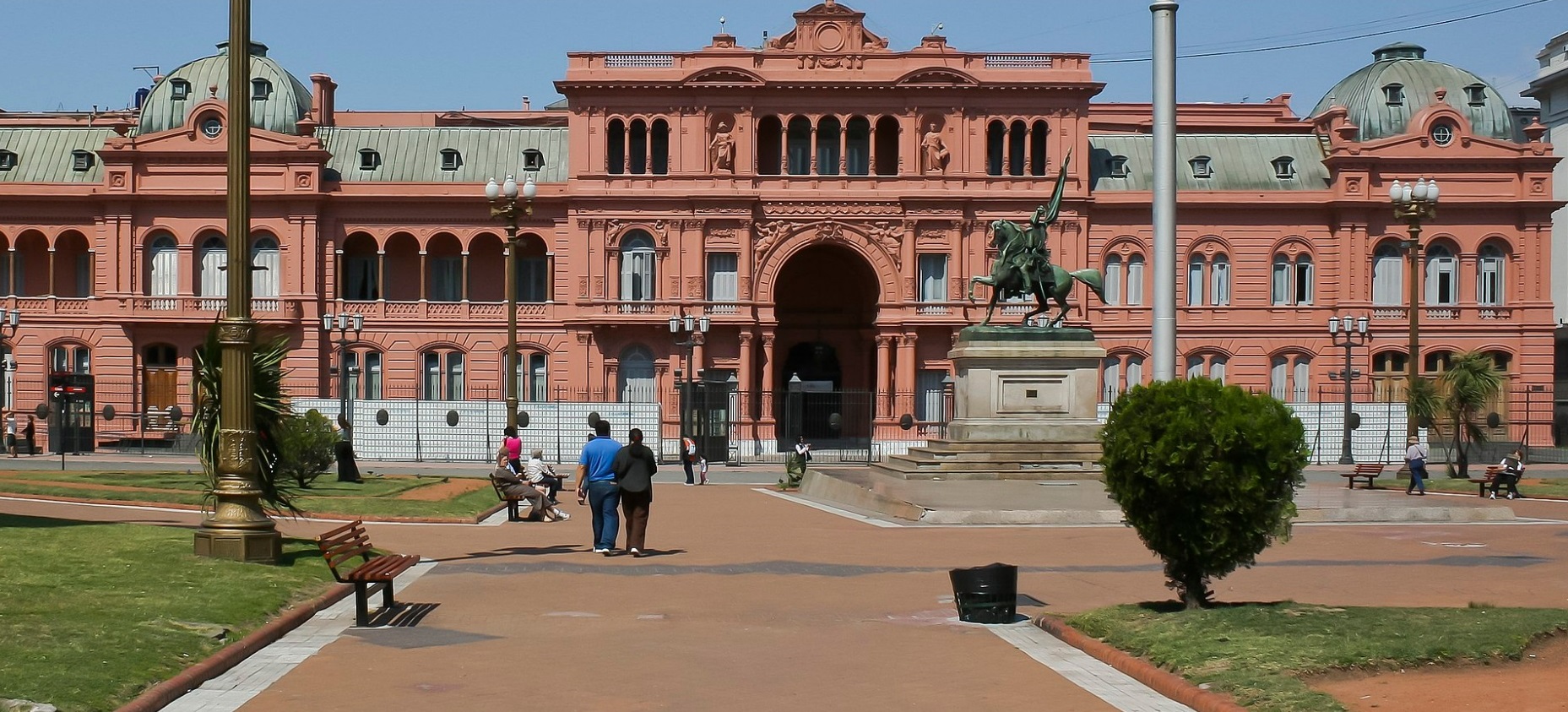 Ante los cambios en el mundo, la política argentina no reacciona