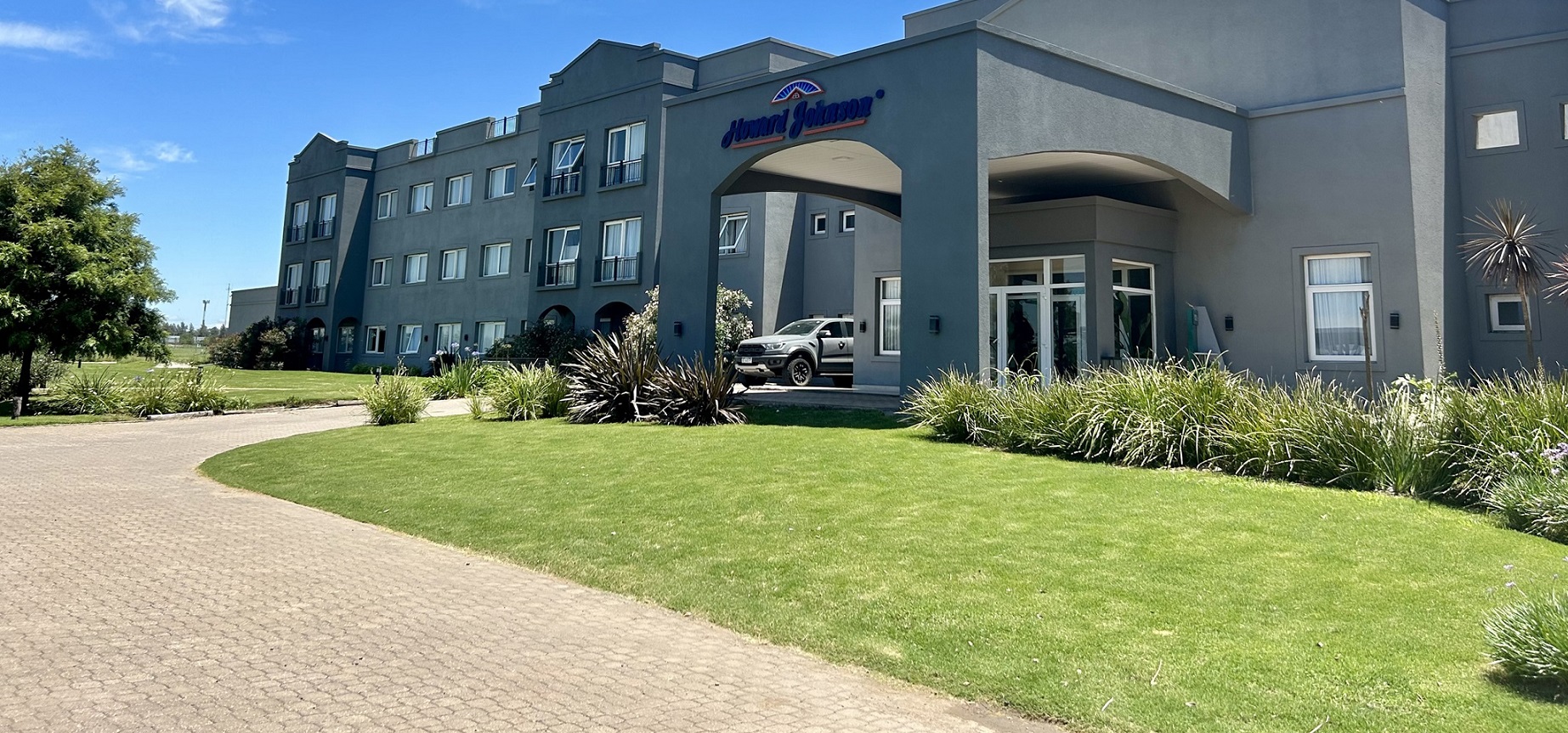 El hotel Howard Johnson de Funes cumple diez años de vida