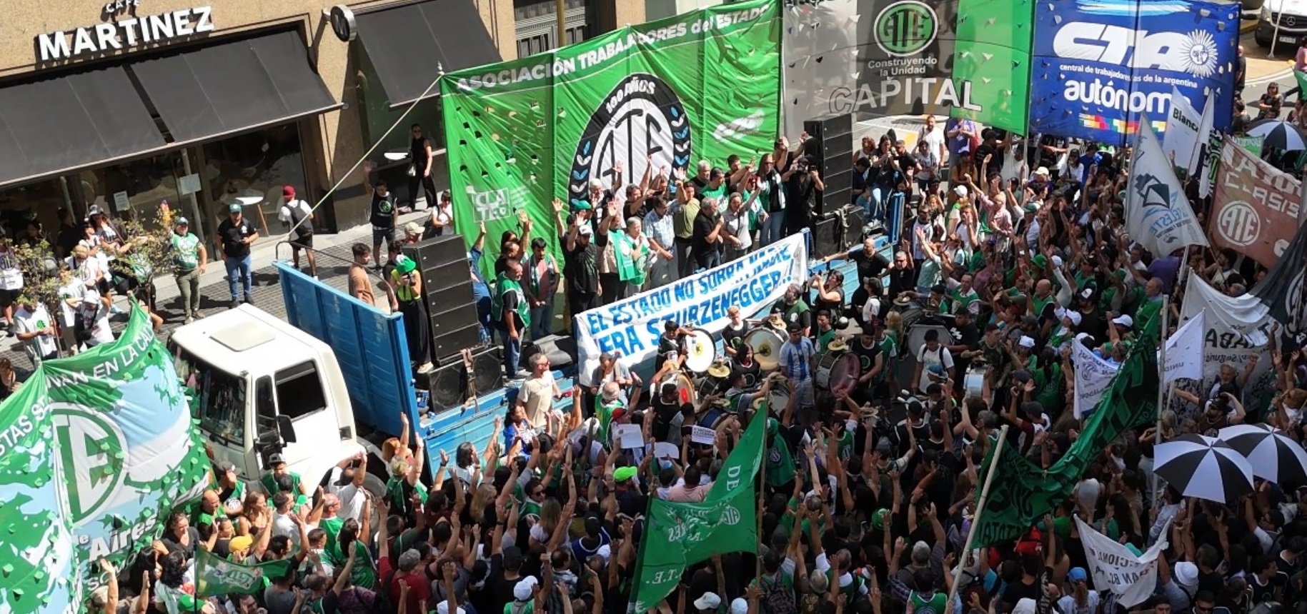 Se perdieron más de 77.000 empleos públicos desde que asumió Milei