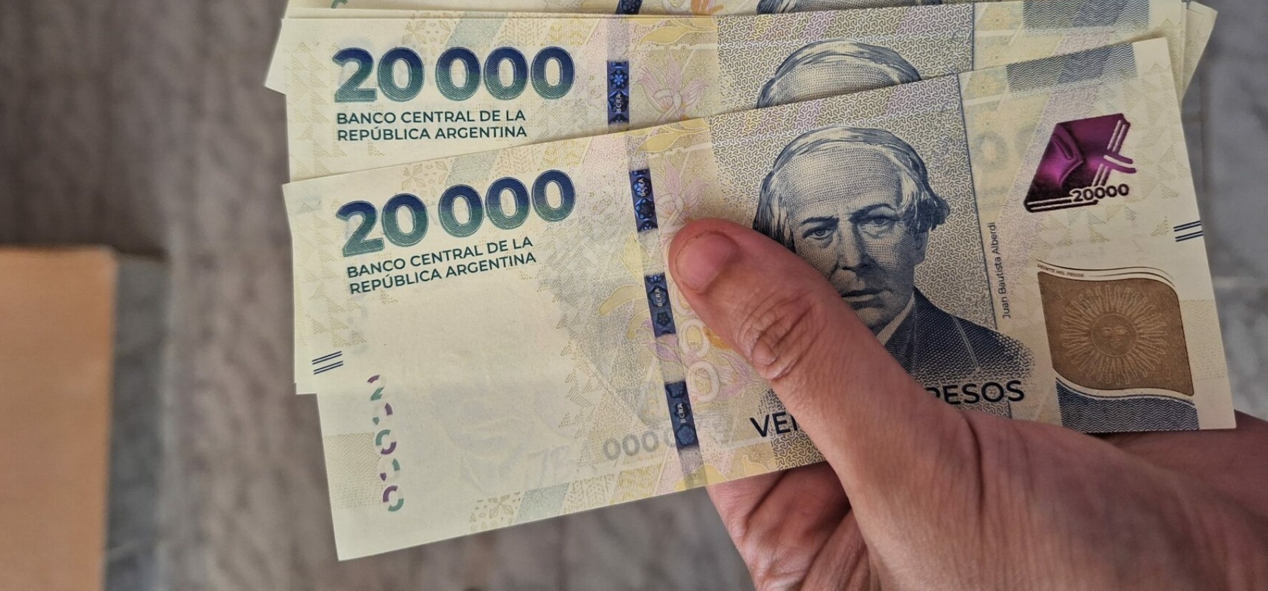 Poder adquisitivo: El 73% de los trabajadores argentinos gasta su sueldo en menos de 14 días