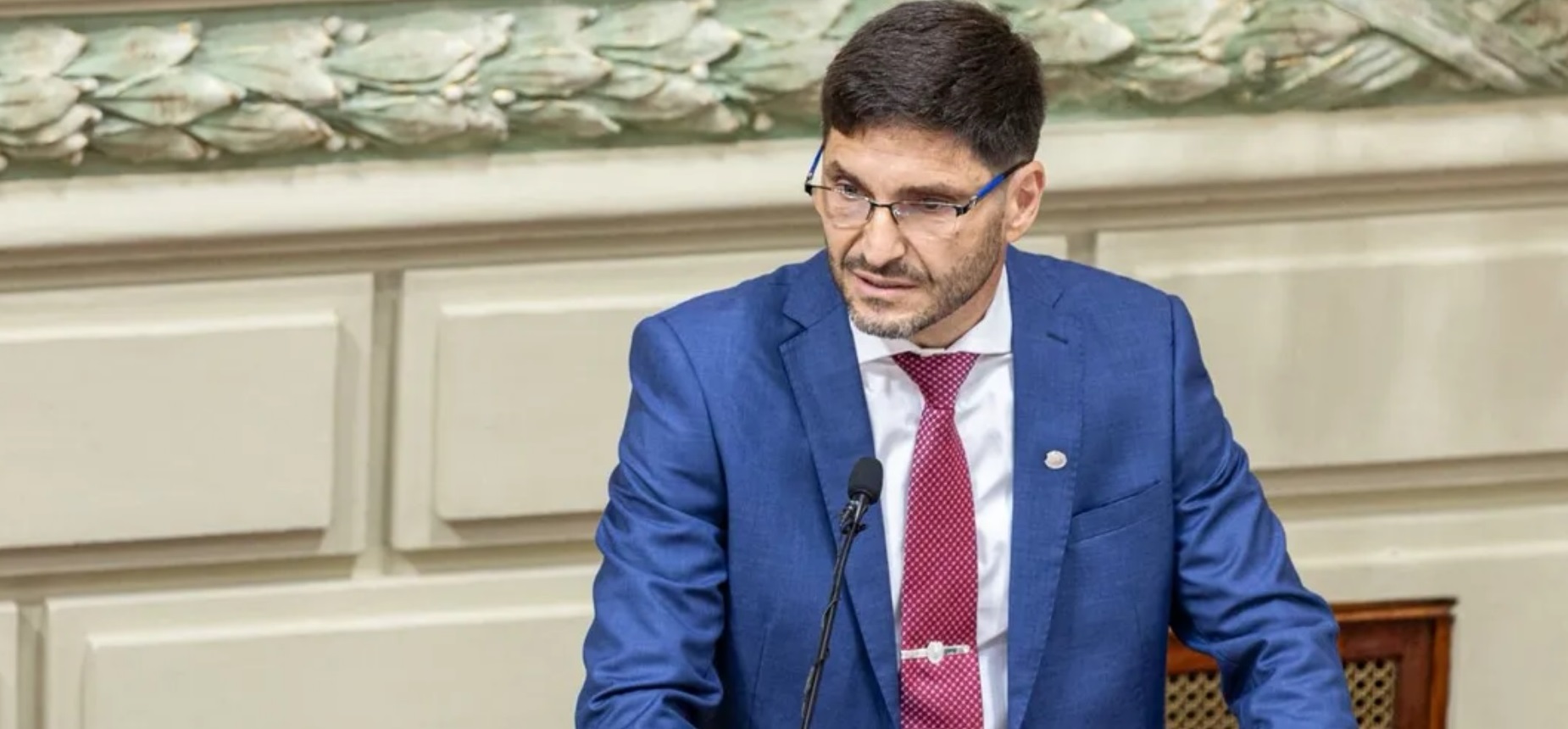 ¿Contra quién quiere polarizar Pullaro?