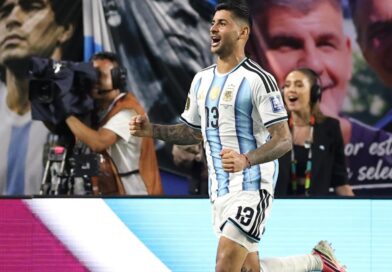 Argentina sufrió con Cabo Verde pero le ganó 3 a 2 en el alargue y clasificó a octavos