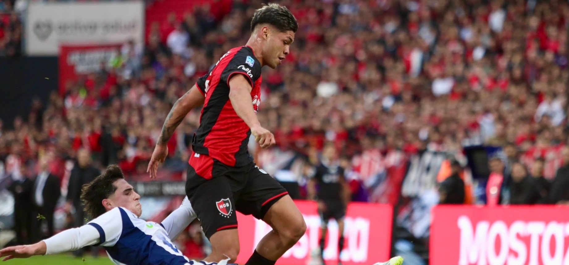 Newell’s lo ganó 1 a 0 ante Talleres y arrancó con el pie derecho en el Coloso